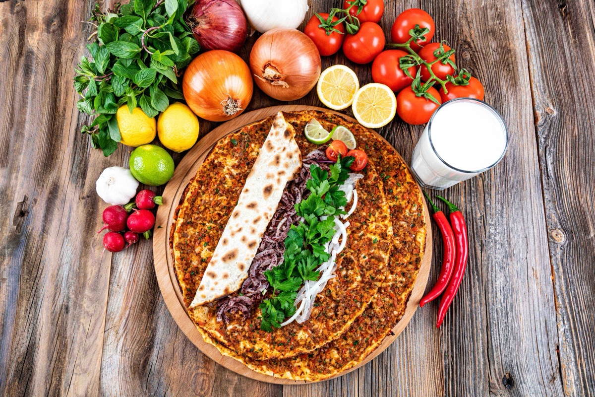 Lahmacun bei Bahar Döner und Pizzahaus in Guldental