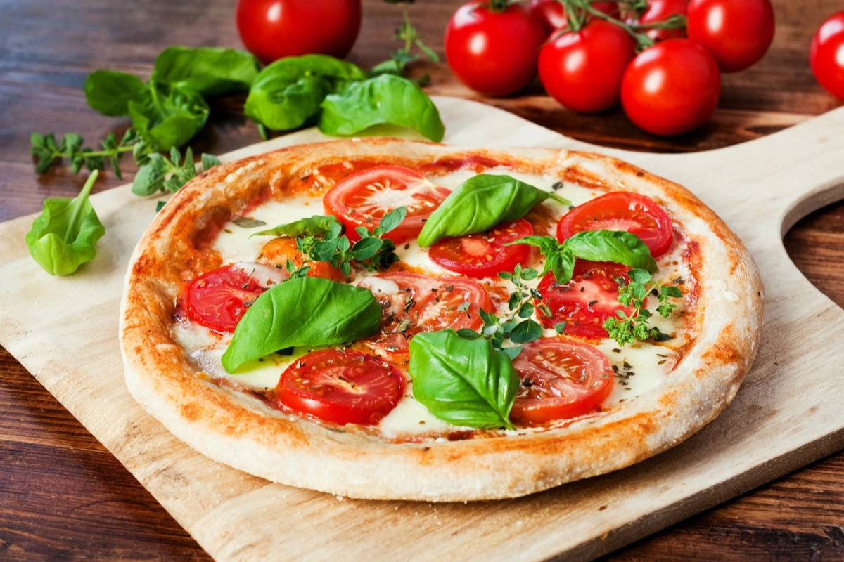 Steinofen Pizza bei Bahar Döner und Pizzahaus in Guldental